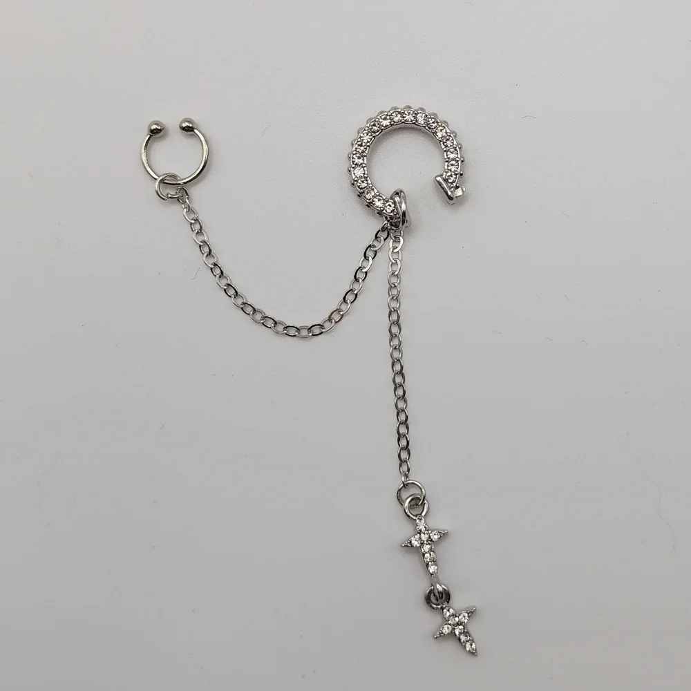 NEW‼️Chain Cuff Earring with Star Charm